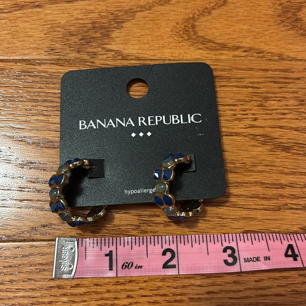 NEW Banana Republic Gold Turquoise Blue Stone Stud Hoop Earrings Gold Tone - Picture 9 of 10